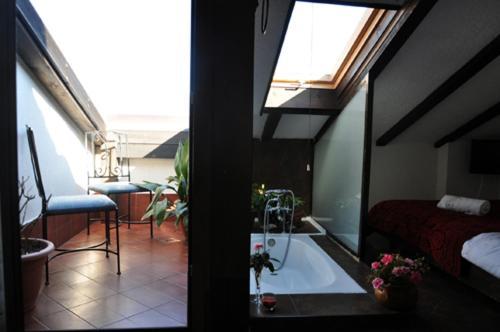 Villa Jovan Ohrid Bilik gambar