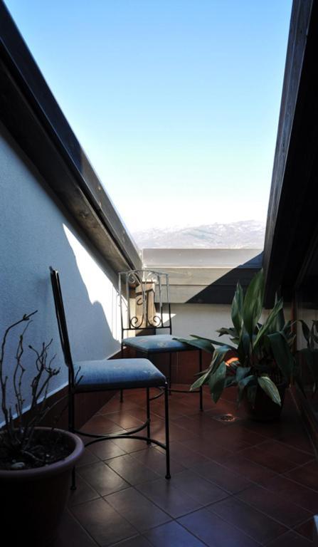 Villa Jovan Ohrid Bilik gambar
